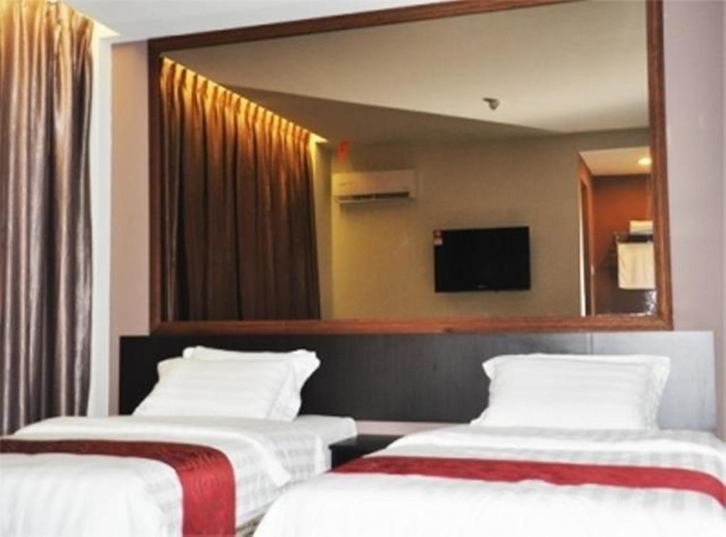 Goldenhill Hotel Kota Kinabalu Habitación foto